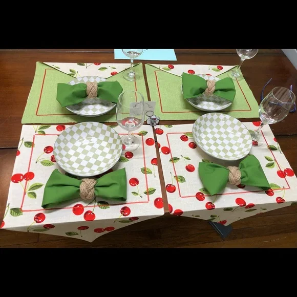 PLACEMATS - Picture 4 of 16